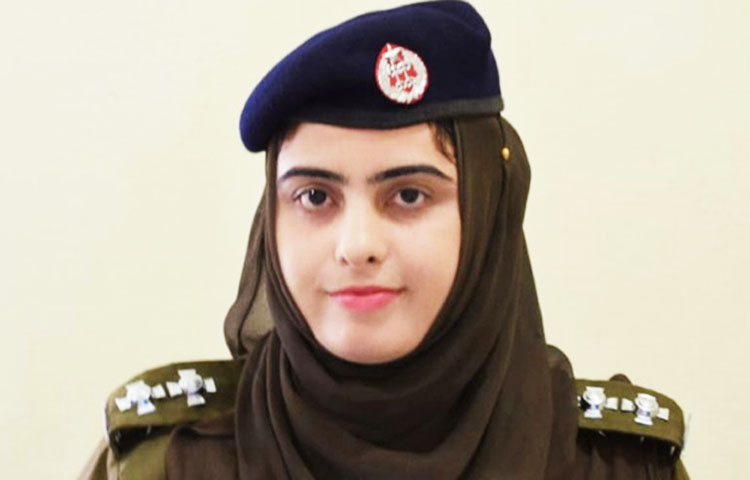 First Female SHO of Pakistan Kalsoom Fatima