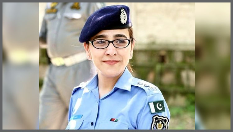 US embassy nominates Islamabad Police's Amna Baig for 'International Women of Courage' award